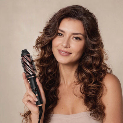 brosse cheveux brosse ses cheveux bouclés