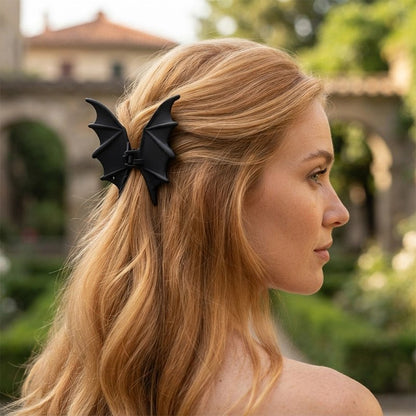 pince à cheveux noir élégante